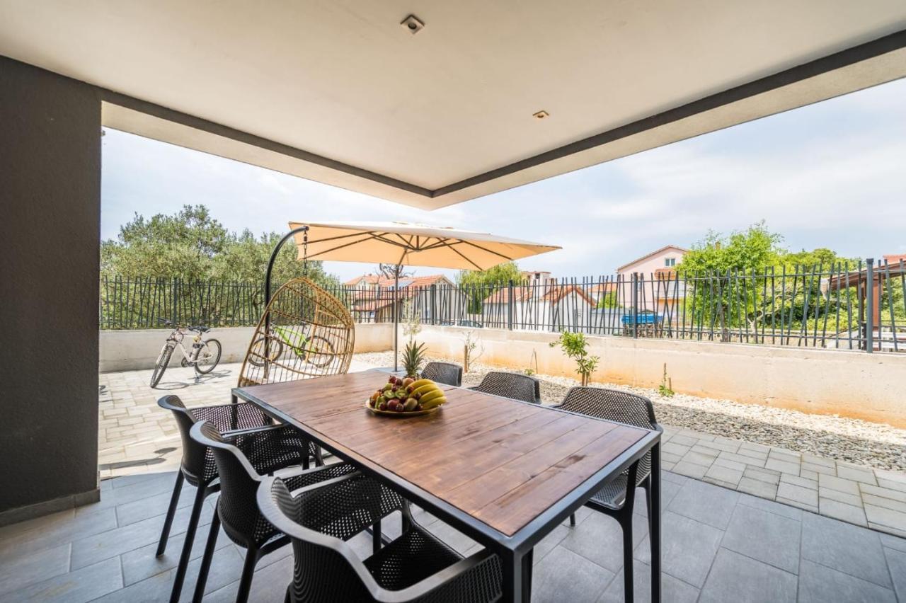 Holiday House Sukosan Zadar Exterior foto